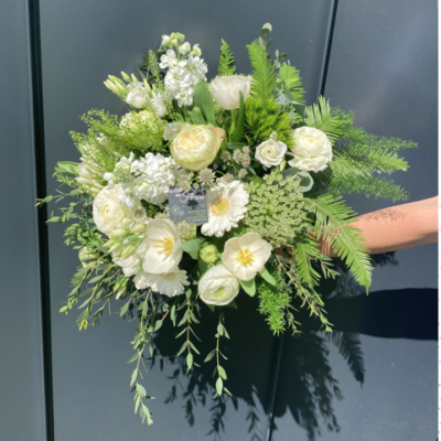 Bousquet de fleurs Harmonie en Blanc et Vert à Ancenis