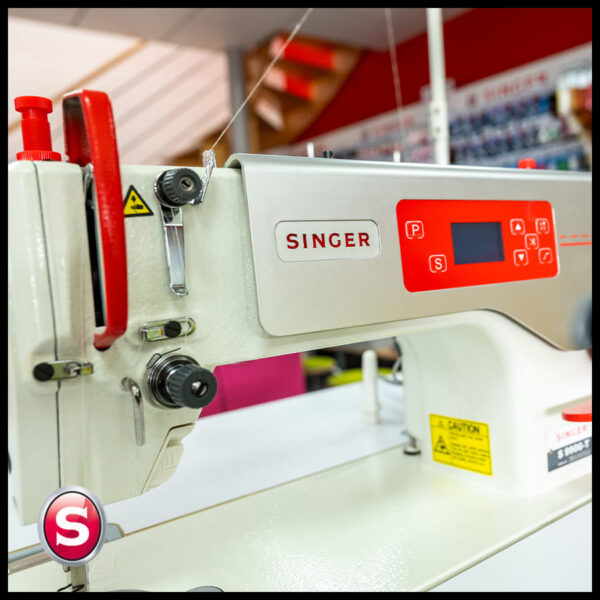 Machine à coudre Singer Ancenis