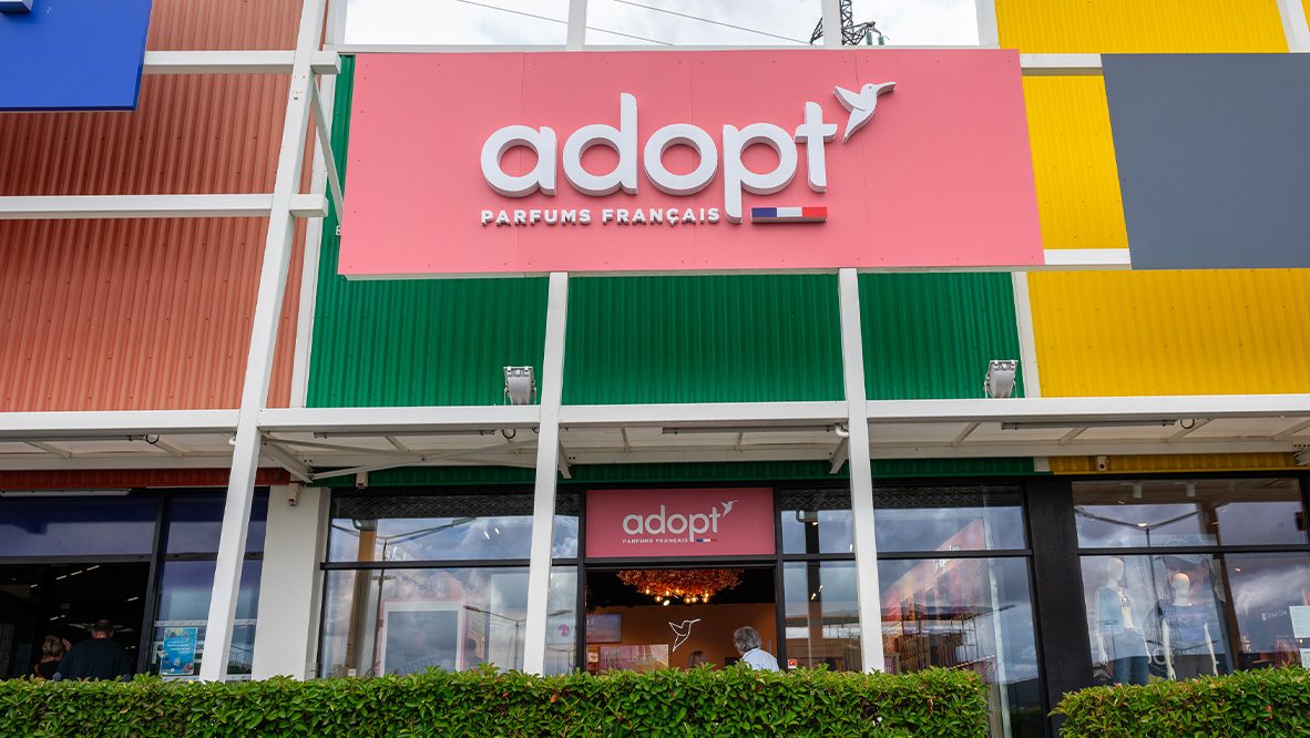 slider-reportage-adopt-anenis-photo-enseigne