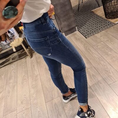 Jeans 53