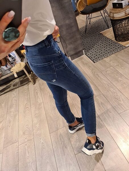Jeans 53