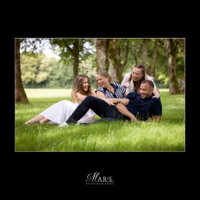 Portrait de Famille en Extérieur