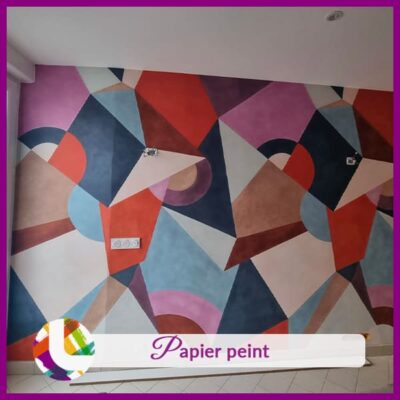 Pose de Papier peint coloré avec votre artisan LATOUCHE Peinture à Châteaubriant