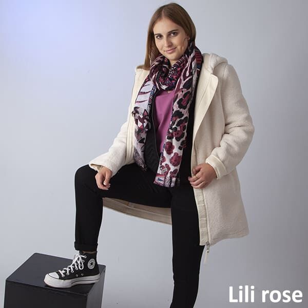 Manteau long écru pour femme chez Lili Rose à Nort sur Erdre
