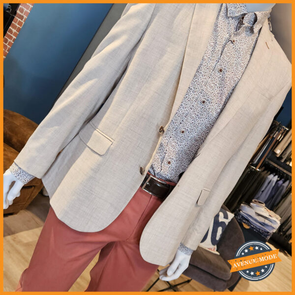 Veste de costume, Chemise et Pantalon chino chez Avenue de la Mode à Rieux près de Redon !
